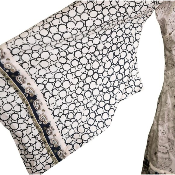 BCBG MaxAzria 100% Silk Kimona Geometric Paisley Navy Tan - Picture 4 of 6